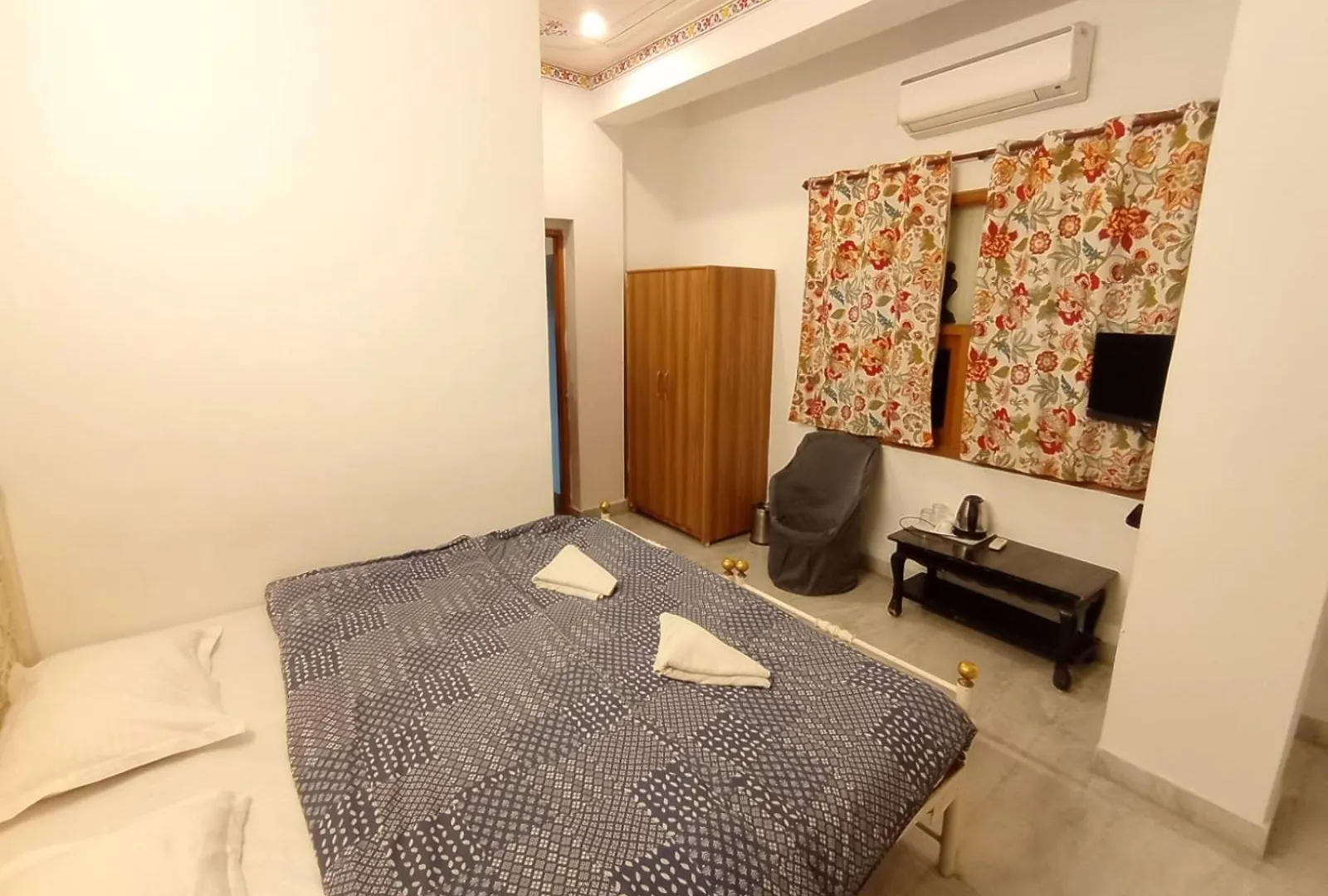 מלון אודייפור Little Peepal House